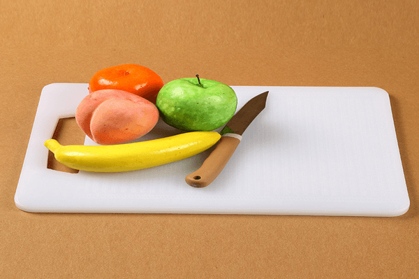 Plastic cutting board, your best choice!